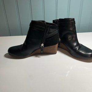 Dr. Scholls Wedge Booties Size 8